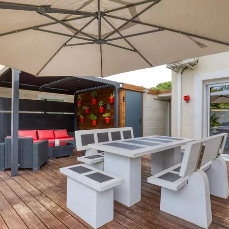 6 Personnes Avec Piscine * Perols